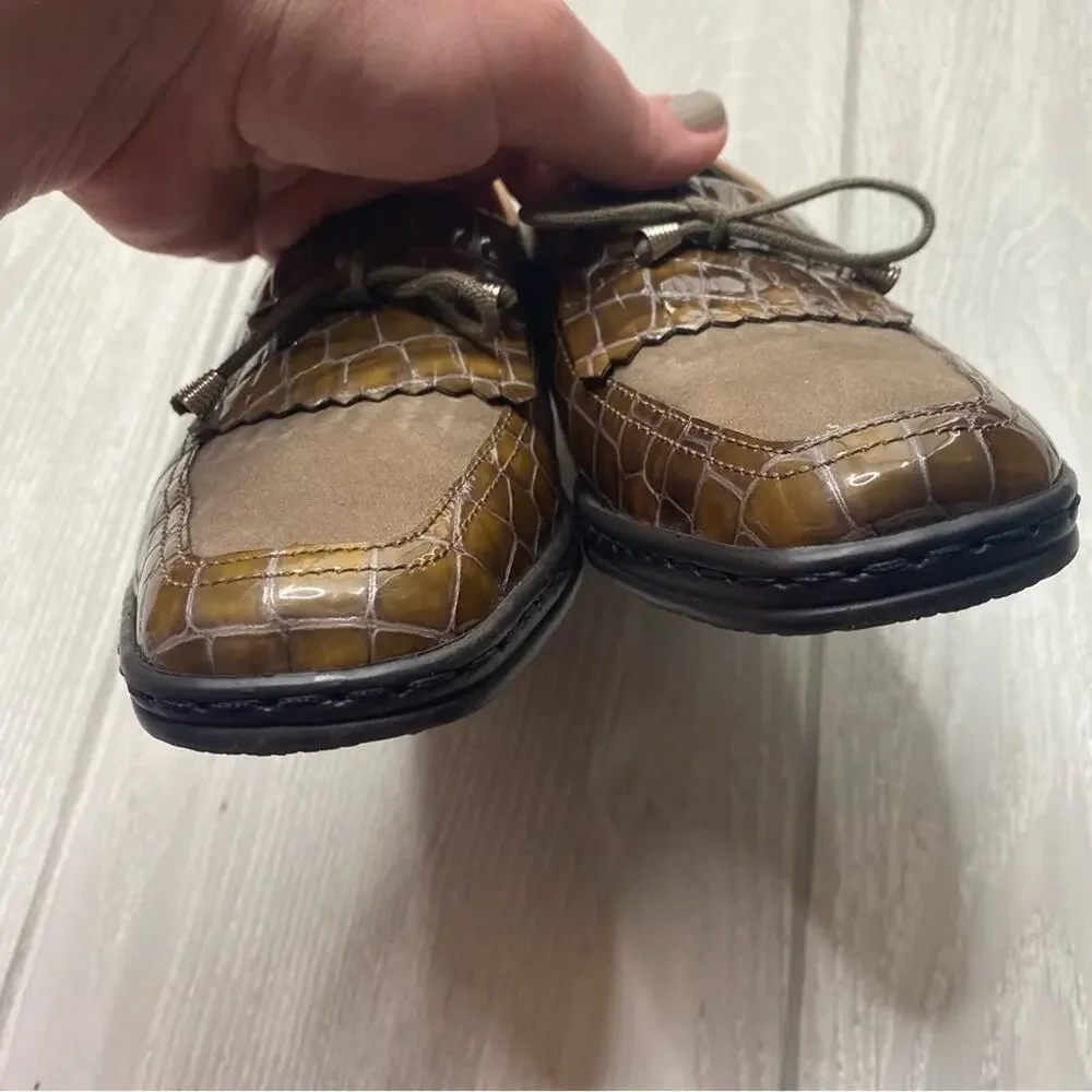 Ara Women's Brown Slip On Crocodile Pattern Embossed Kiltie Loafers Size 7.5